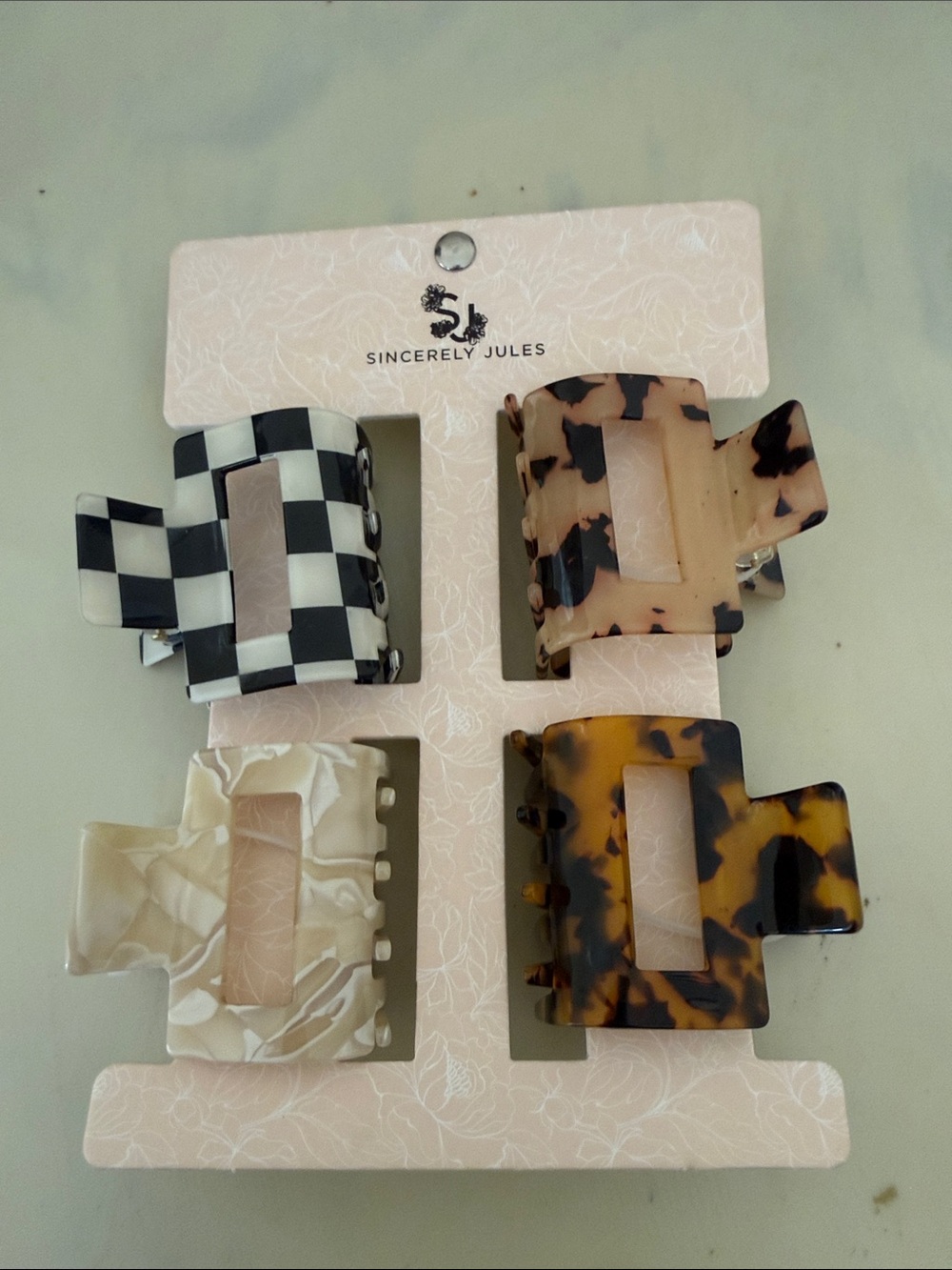 Hair clips